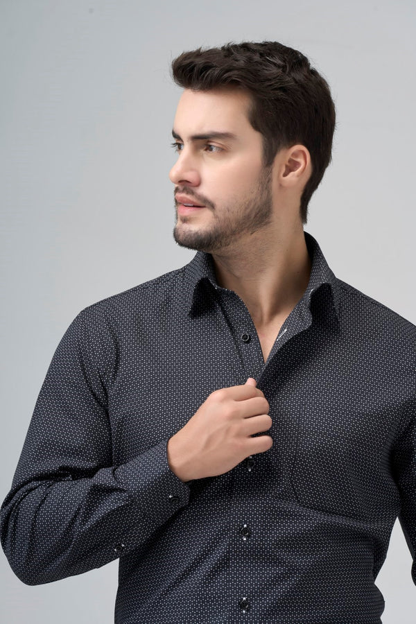 Men’s Regular Fit Cotton Spandex Non-Iron Spread Collar