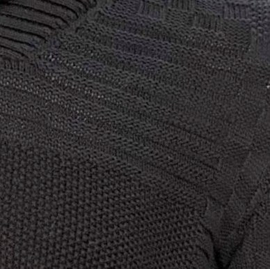 Cardigan en tricot torsadé bleu chiné boutonné devant Viyella