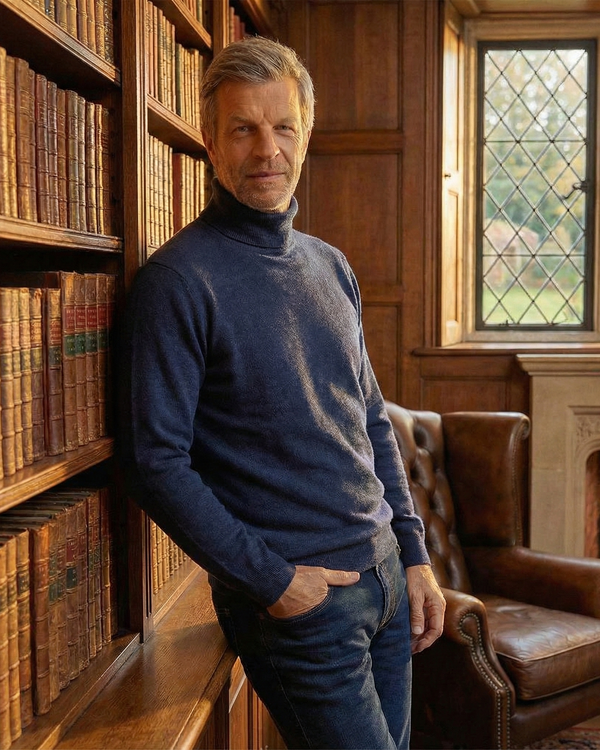 Viyella Cashmere Blend Turtleneck Sweater Made in Italy