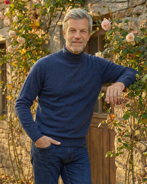 Viyella Cashmere Blend Turtleneck Sweater Made in Italy