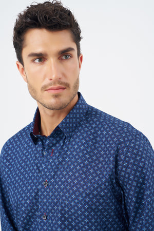 Chemise Leo Chevalier bleu marine à imprimé cercles et carrés, infroissable