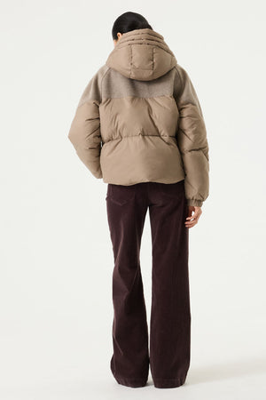 Garcia Short Brown Puffer with Contrast