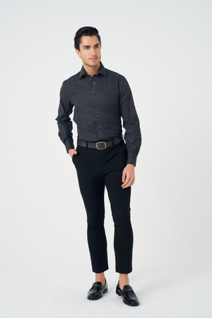 Chemise ajustée en coton élasthanne sans repassage à col évasé pour homme