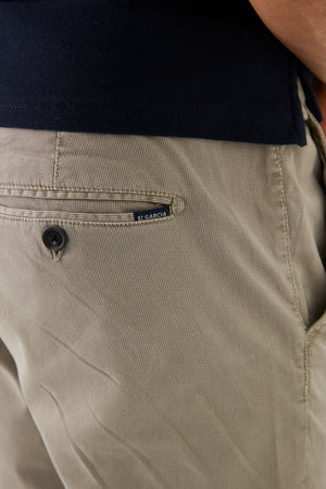 Pantalon chino Garcia en sergé de coton, longueur 32
