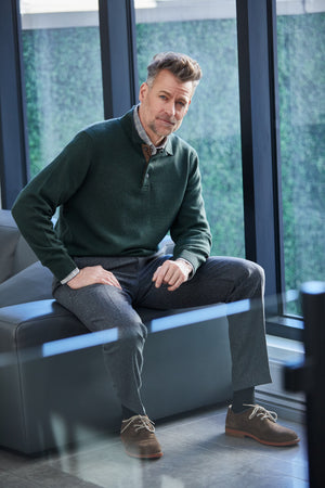 Pull polo basique en laine Baruffa de Viyella avec bordure en daim